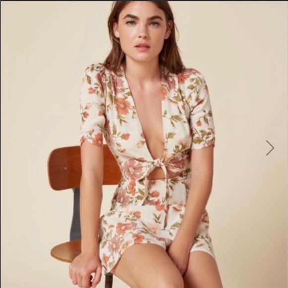 Reformation Dresses & Skirts - Reformation Keyhole Mini Dress
